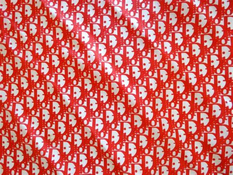 red dior print